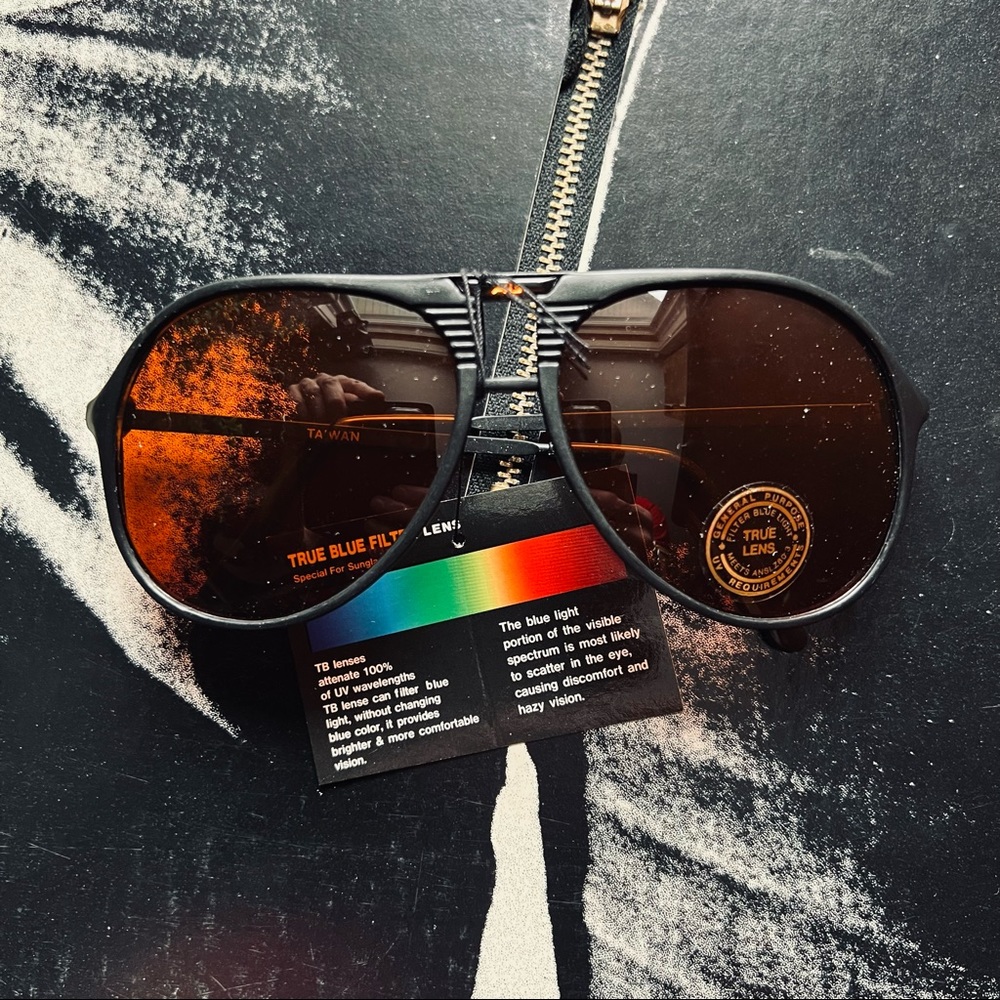 Vintage Amber Shades NWT